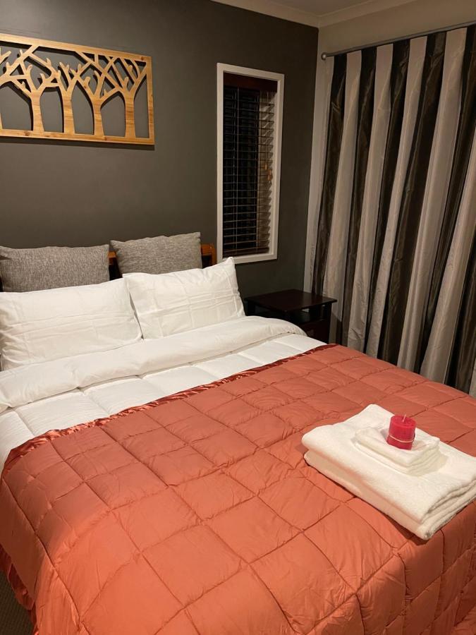 Ruth'S House Homestay Master Room With Private Shower And Toilet Auckland Exteriör bild